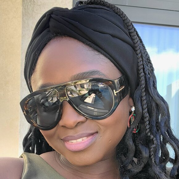 Meet your Posher, Aicha - Picture 1 of 1